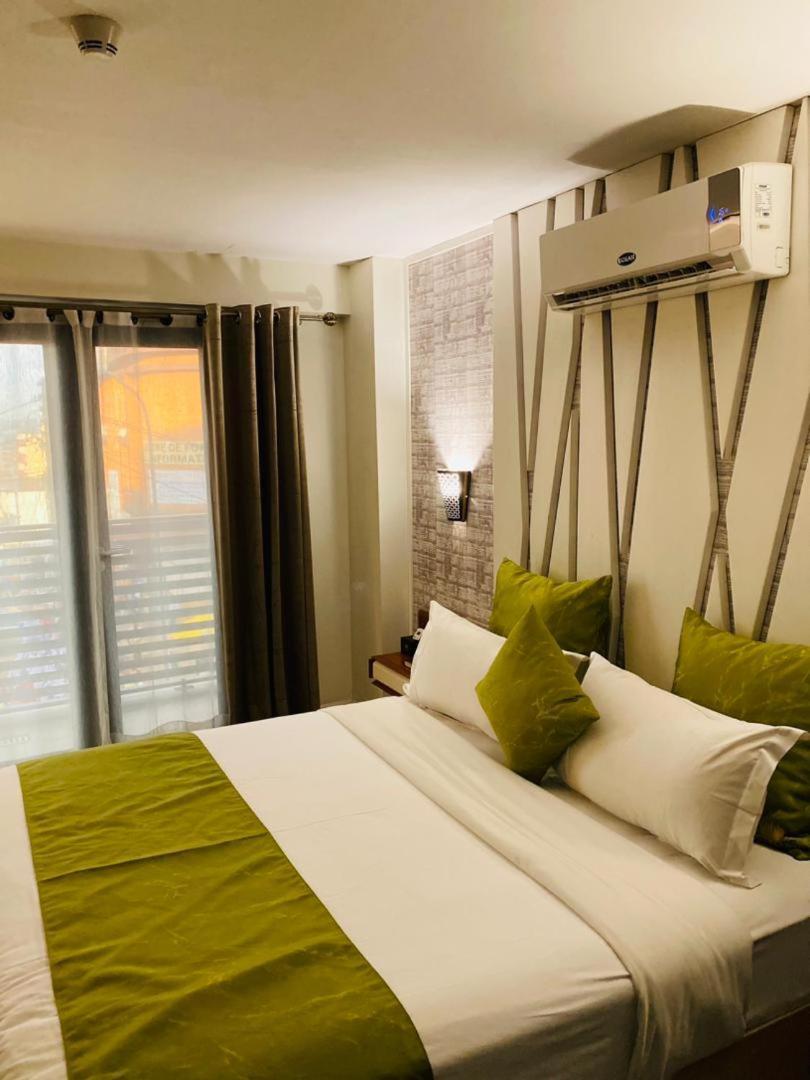 Boun'S Hotel Yaoundé Екстериор снимка